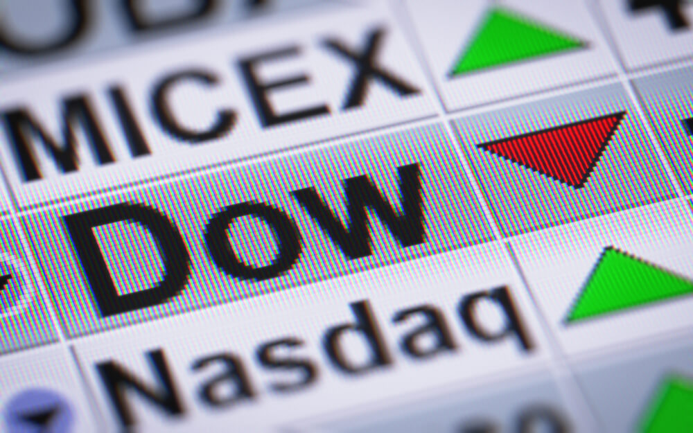 BUY STOCKS - Dow Jones Makes 100-point Decline as Banks Drop