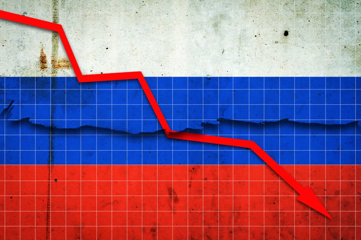Russia Warship Sinks - Inflation at Highest Level Since 2015